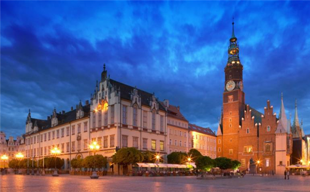 �ڻ��������к����׻�ұ�����