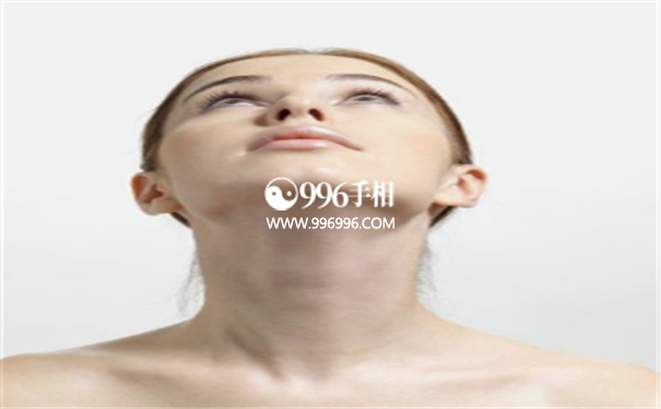天鹅颈的女人