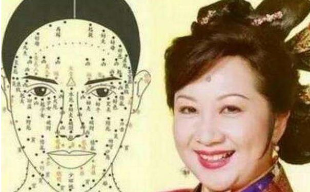 ����Ů����ͱߵ����Ǻ��뻹�ǻ����أ�