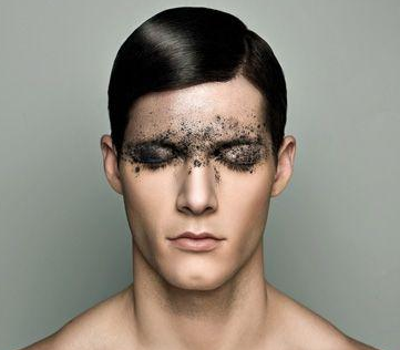 һ����ƶ����������࣬��Щ����һ�����ѷ��ƣ�