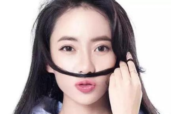 破财痣相