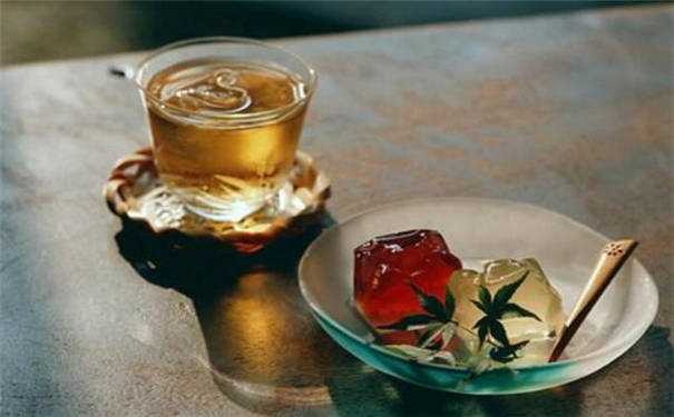 ���࿴���飬��Щ�˵Ļ������Ʋ�˳