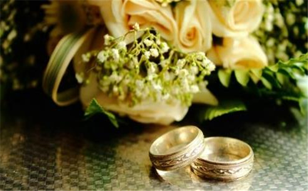 ͨ�����࿴������չ���Ƿ�˳��