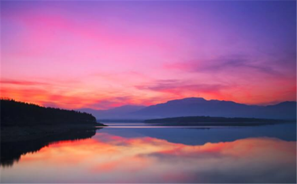 ����Ц������������Ů�˷���