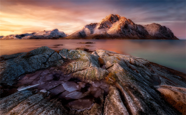 Ů��������°ͷ���