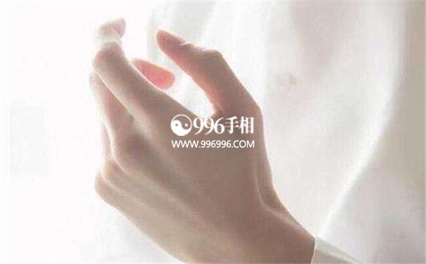 手很长的人