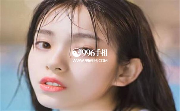 耳前的痣相