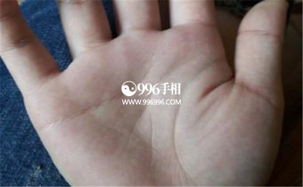 手相纹川字