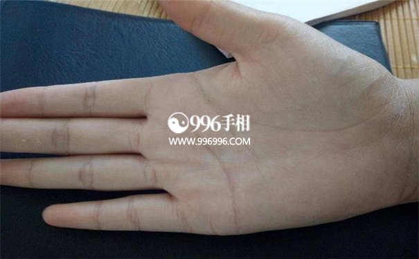 冷酷无情的手相