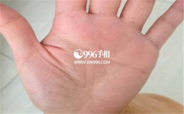 手掌心凹陷手相